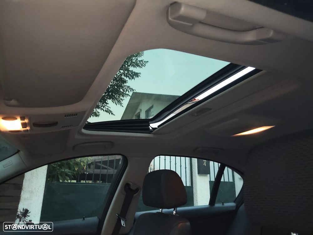 BMW 320 d Navigation - 7