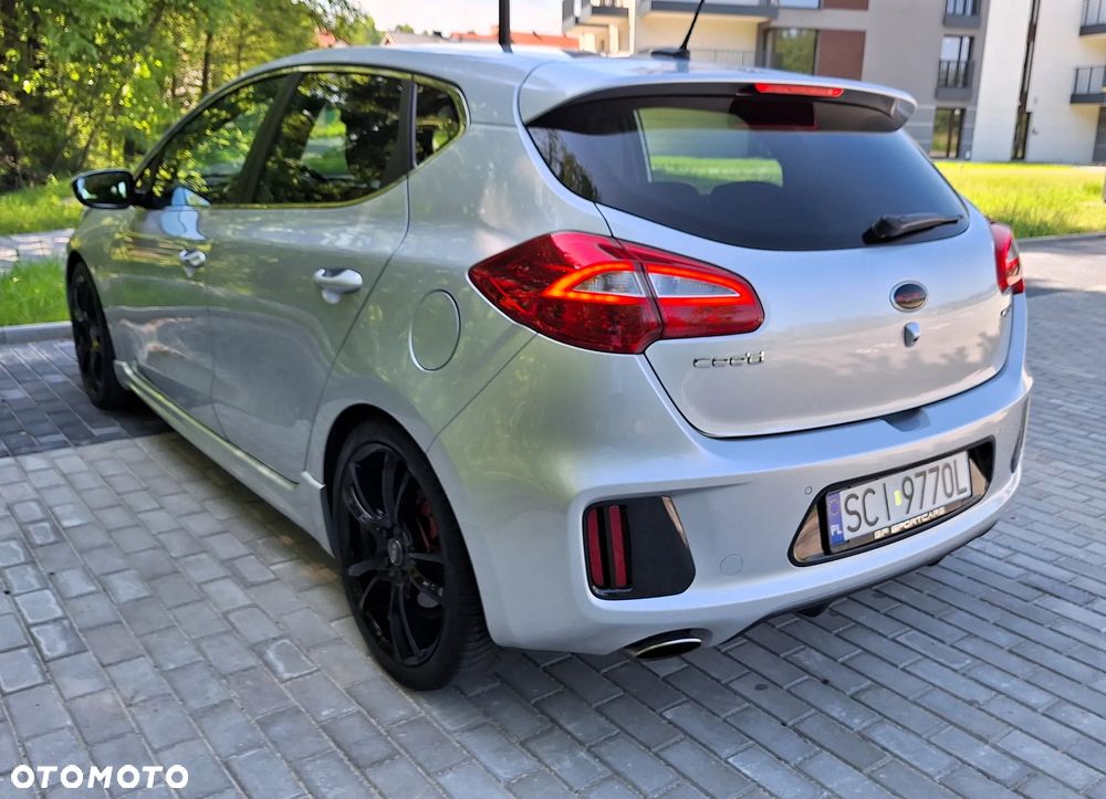 Kia Ceed 1.6 T-GDI GT-Challenge - 6