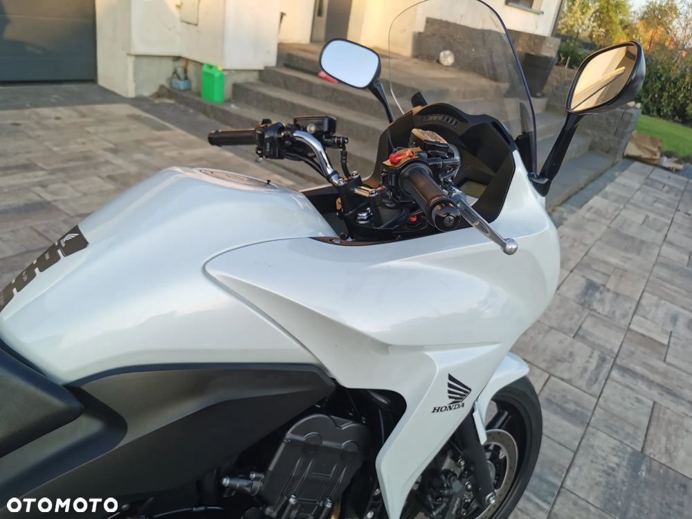 Honda CBF - 28