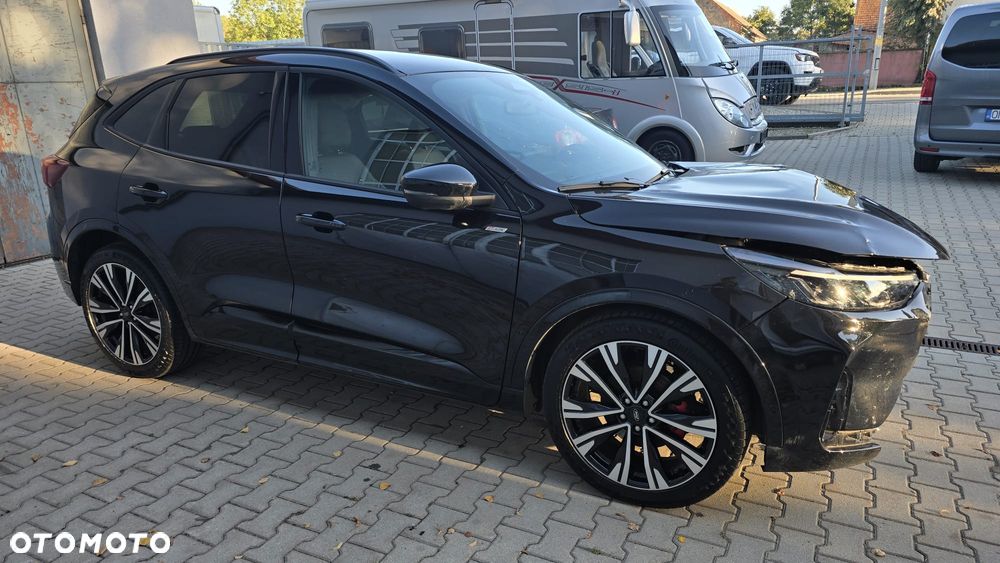 Ford Kuga 2.5 FHEV FWD ST-Line X eCVT
