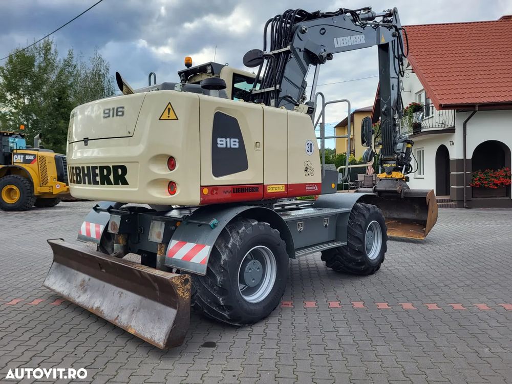 Liebherr 916 - 8