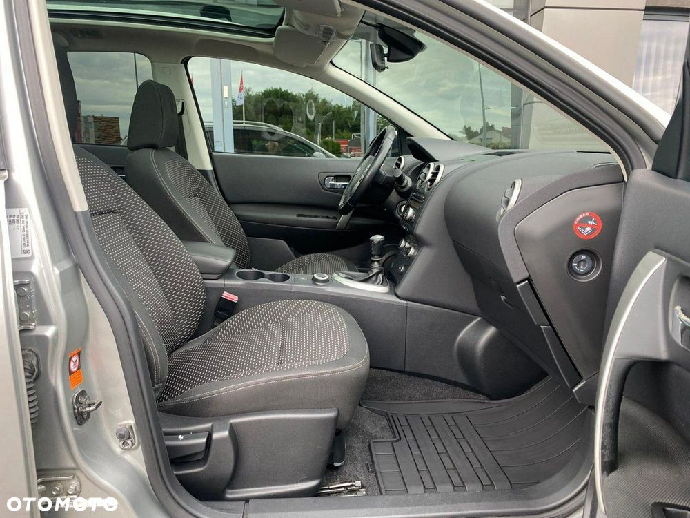 Nissan Qashqai+2 - 14