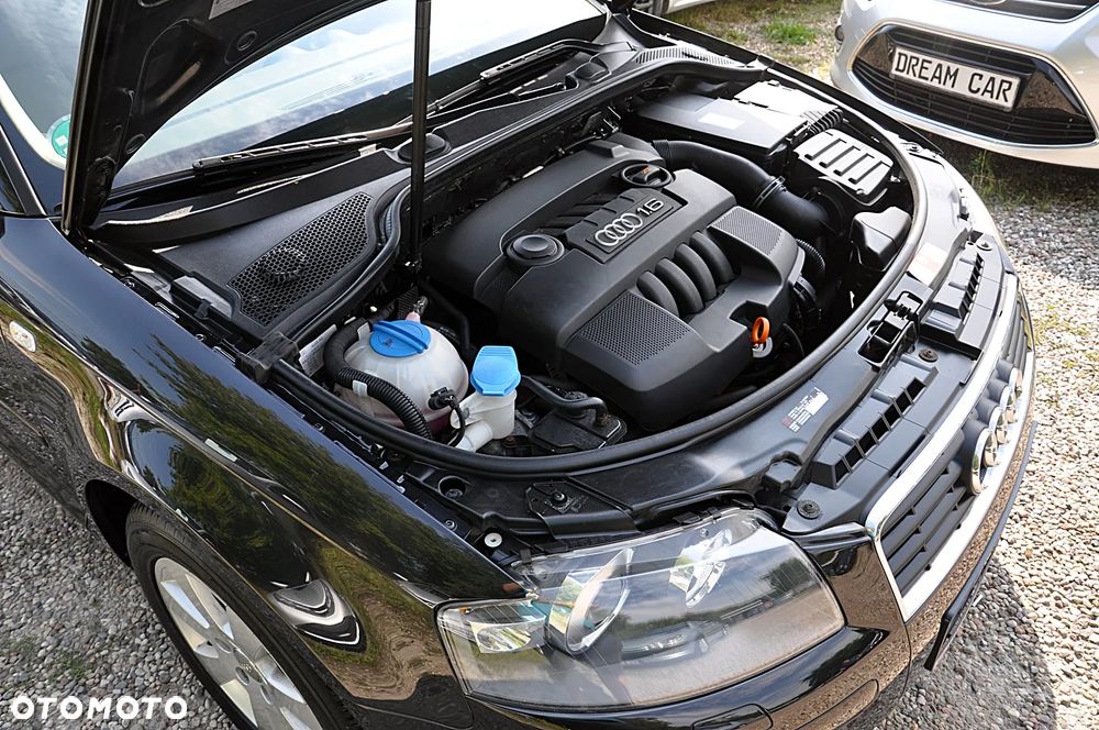 Audi A3 3-drzwiowe 1.6 Attraction - 28