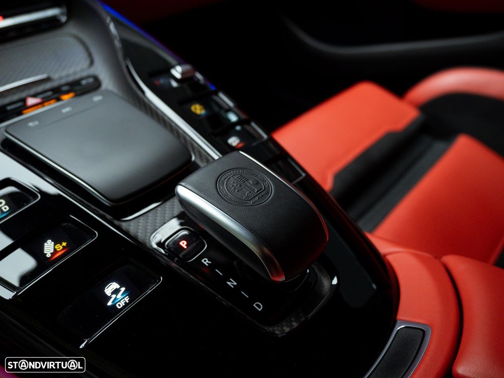 Mercedes-Benz AMG GT 4 portas 63 S 4Matic+ - 42