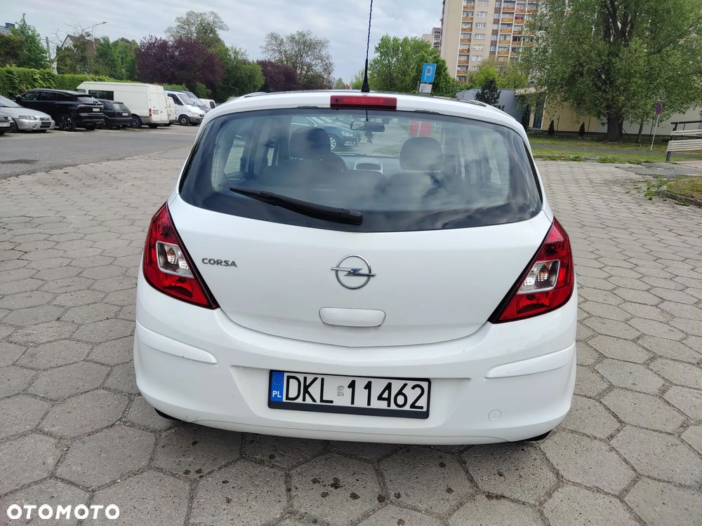 Opel Corsa 1.2 16V Enjoy - 4