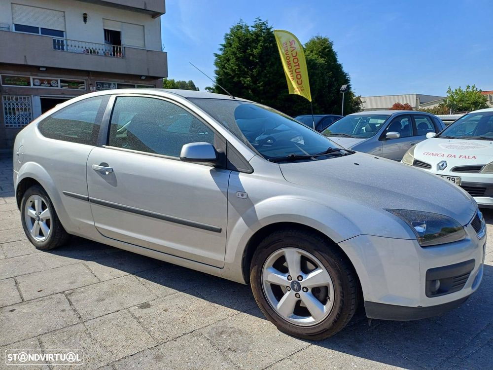 Ford Focus 1.4 16V Sport - 3