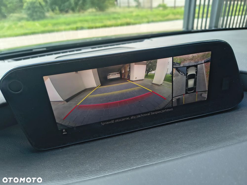 Mazda 3 e-SKYACTIV-G 122 M HYBRID EXCLUSIVE-LINE - 38