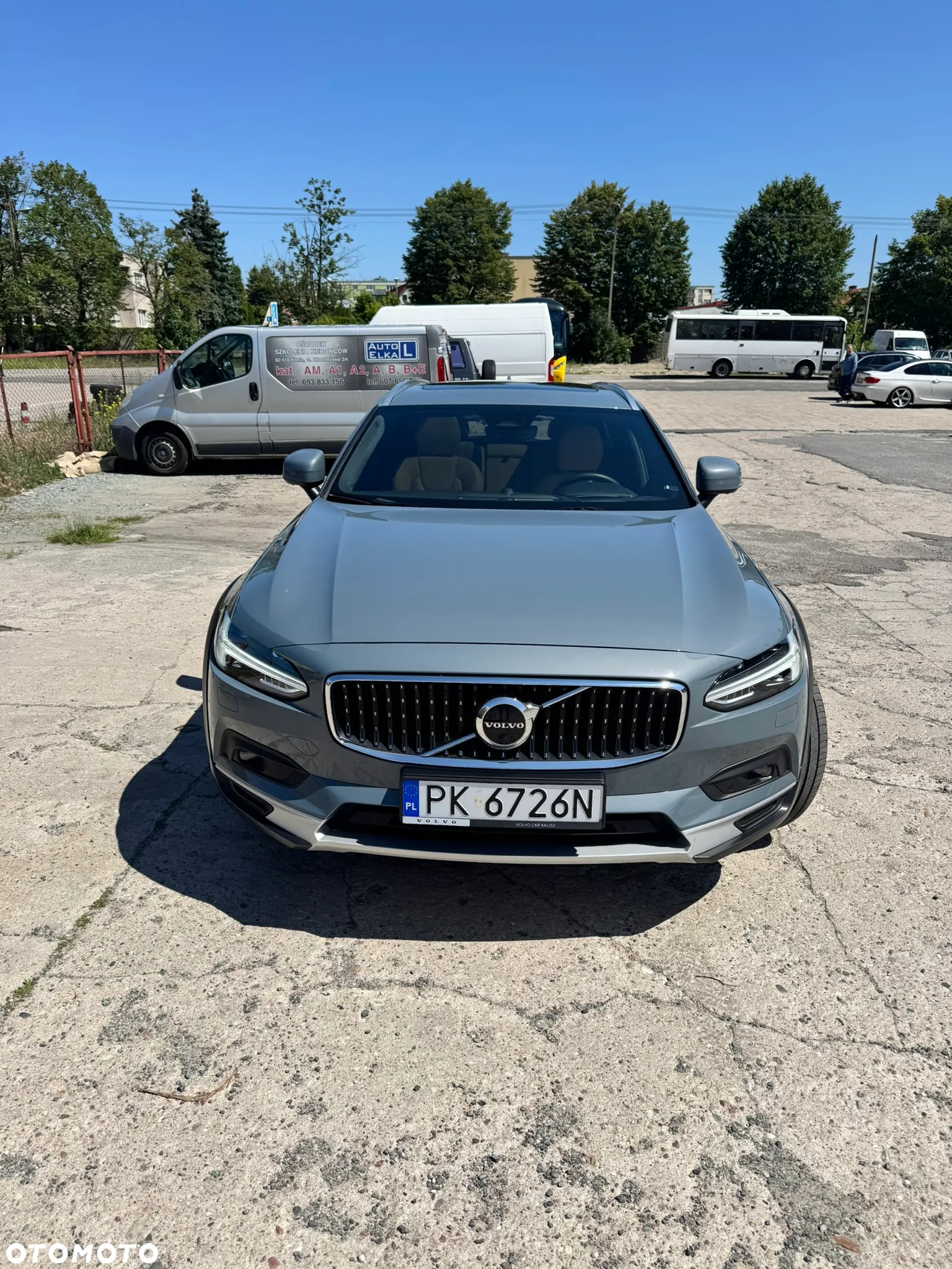 Volvo V90 Cross Country D5 AWD Pro - 4