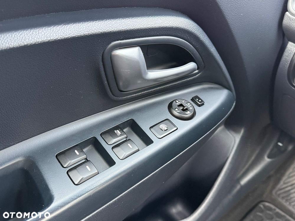 Kia Rio 1.2 Business Line - 20