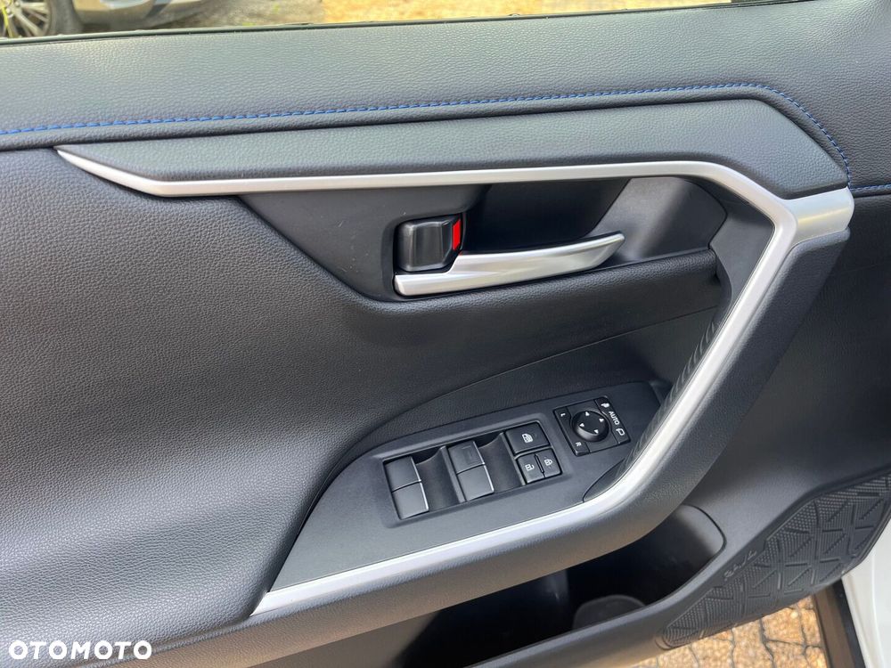 Toyota RAV4 2.5 Hybrid Selection 4x4 - 23