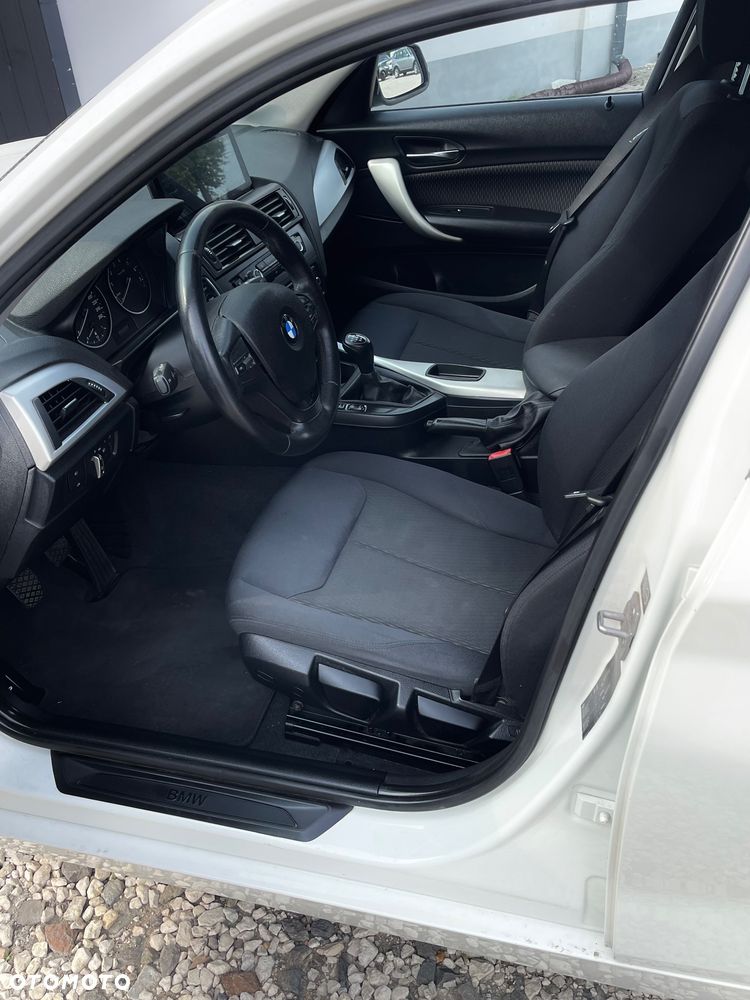 BMW Seria 1 118i Sport Line - 15