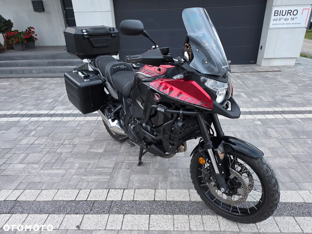 Honda VFR - 6