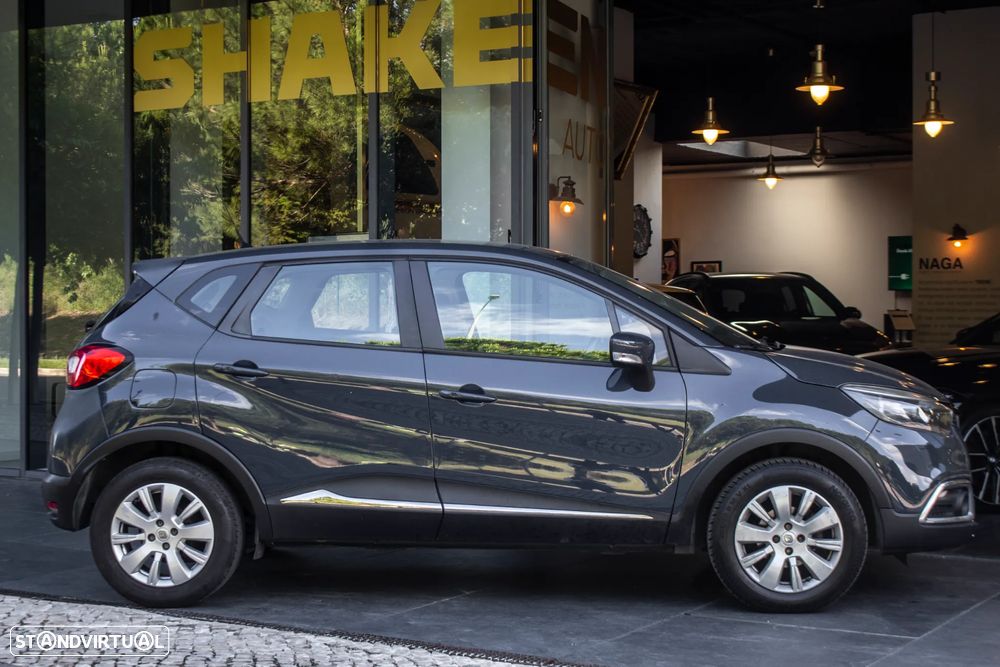 Renault Captur 0.9 TCE Exclusive - 4