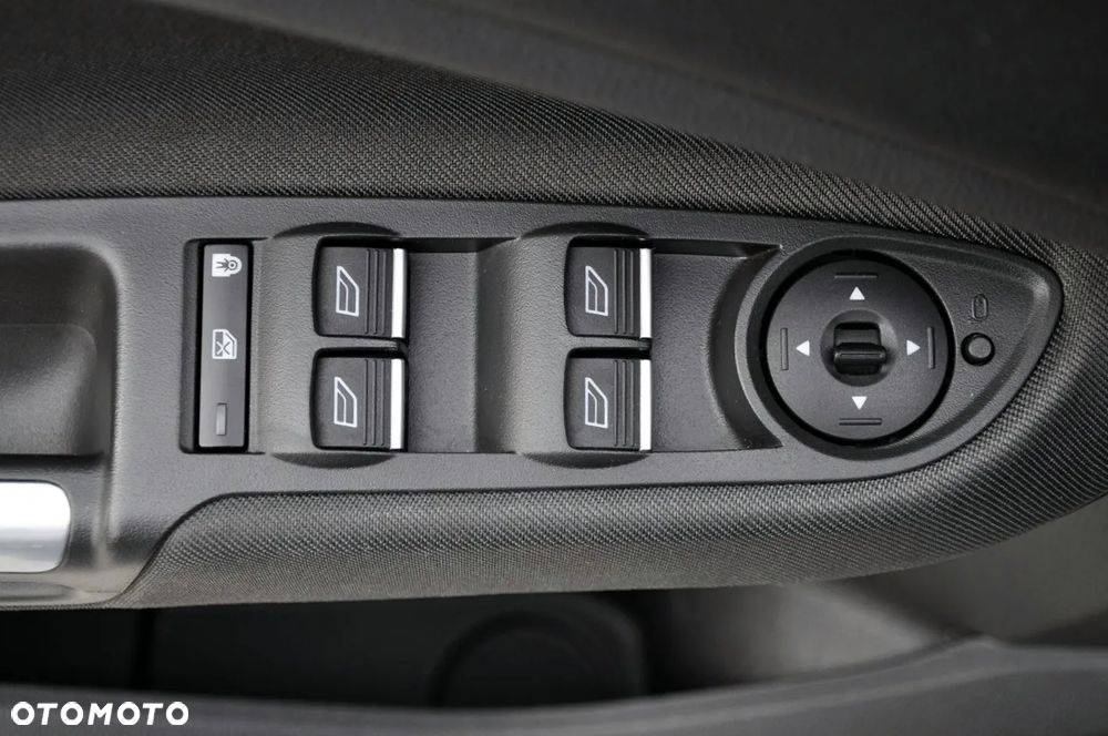 Ford C-MAX 1.5 EcoBoost Start-Stop-System Titanium - 29