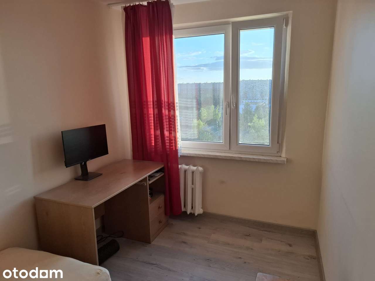 Gaj, ul.Krynicka, 2 pok. po rem. gen, Widok na Sky Tower, Duży parking