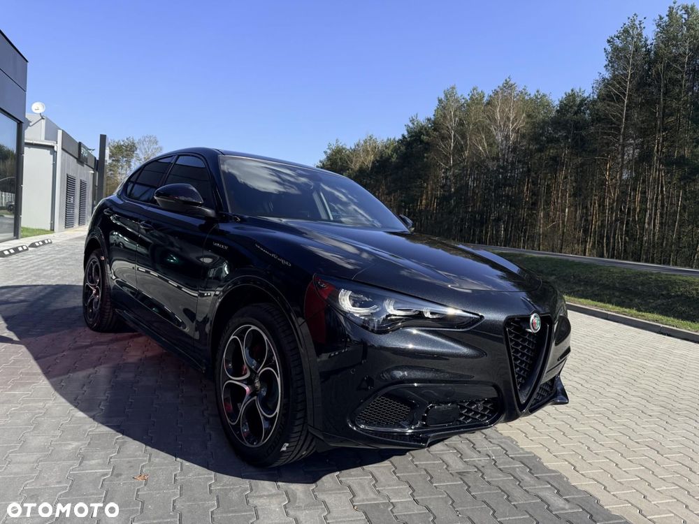 Alfa Romeo Stelvio - 10