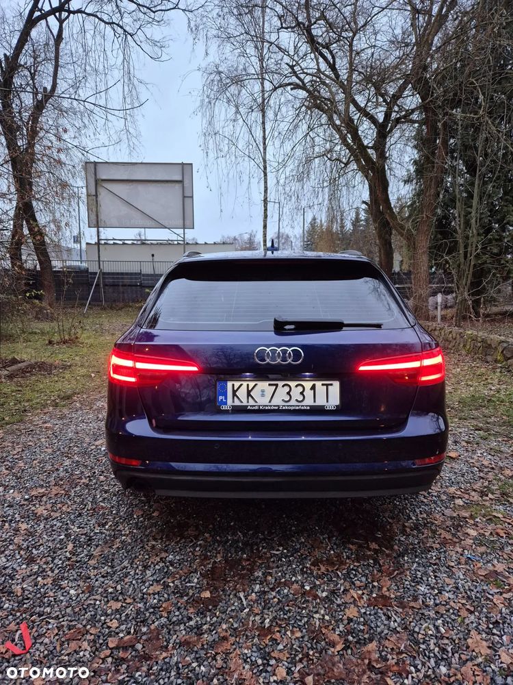 Audi A4 Avant 2.0 TDI Sport S tronic - 13