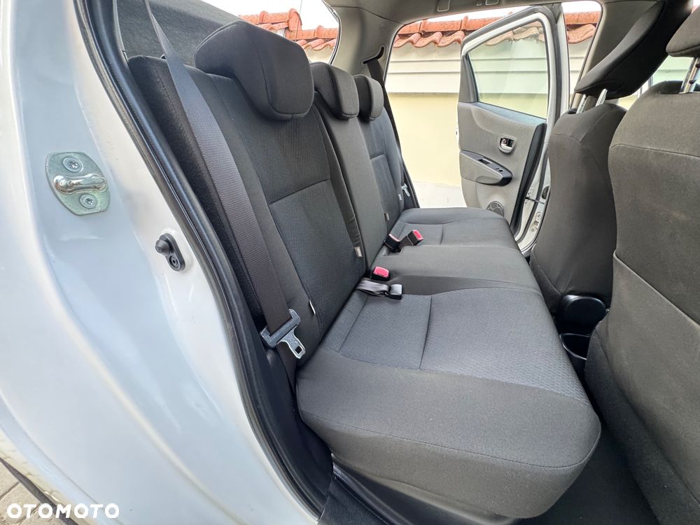 Toyota Yaris - 23