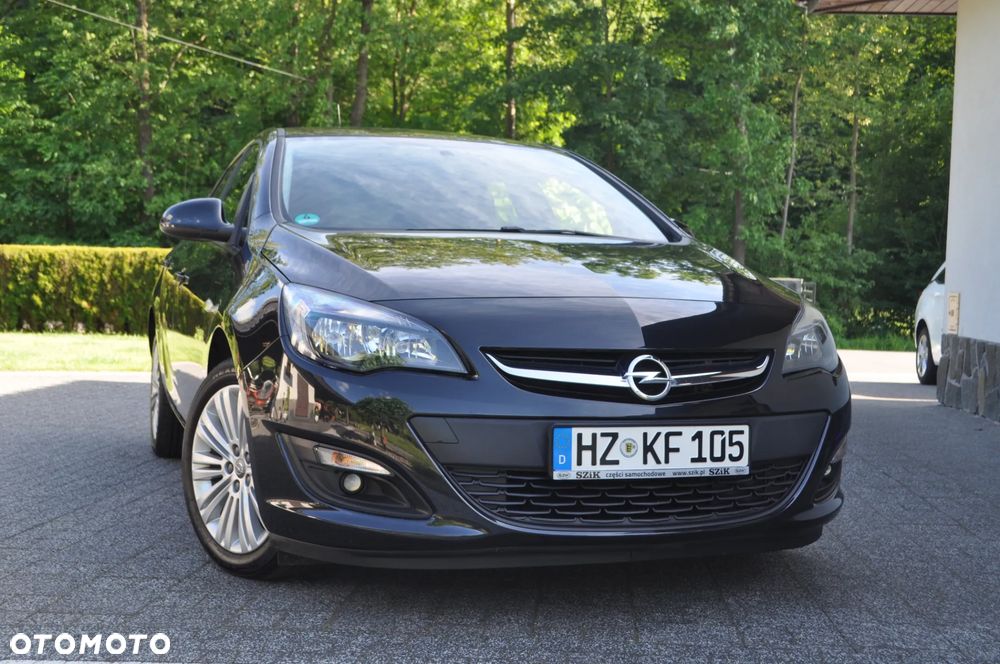Opel Astra 1.4 Turbo Cosmo - 1