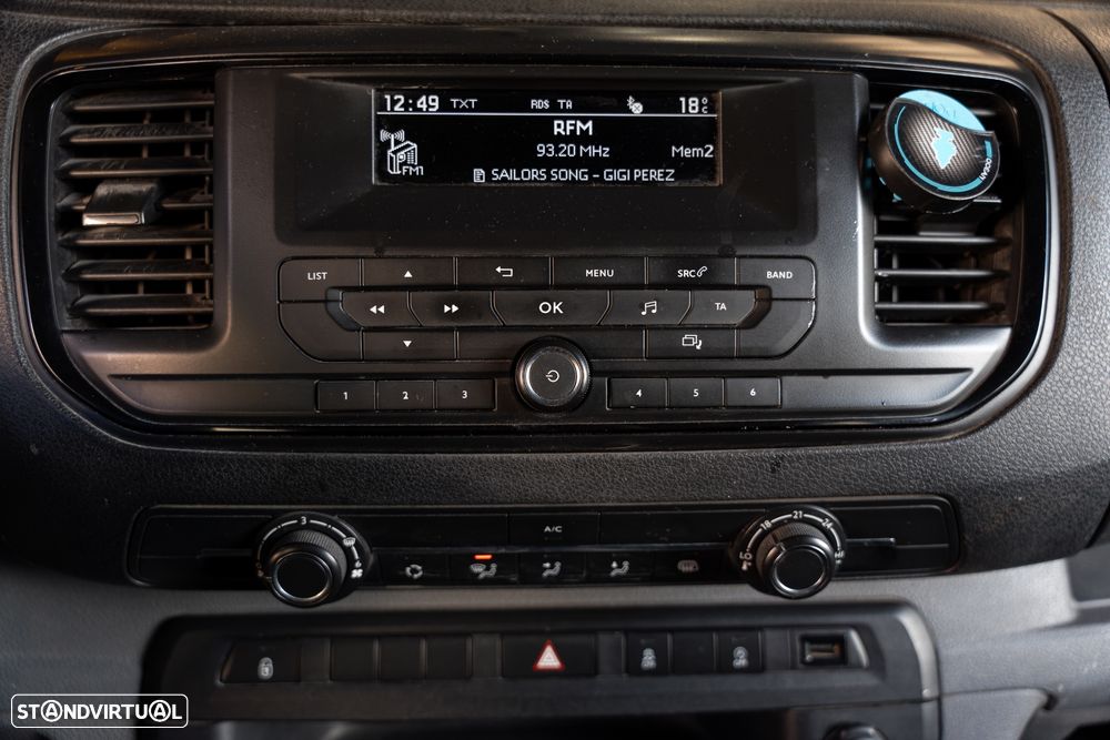 Peugeot Expert 6 lugares - 19