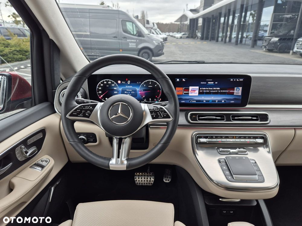 Mercedes-Benz Klasa V - 11