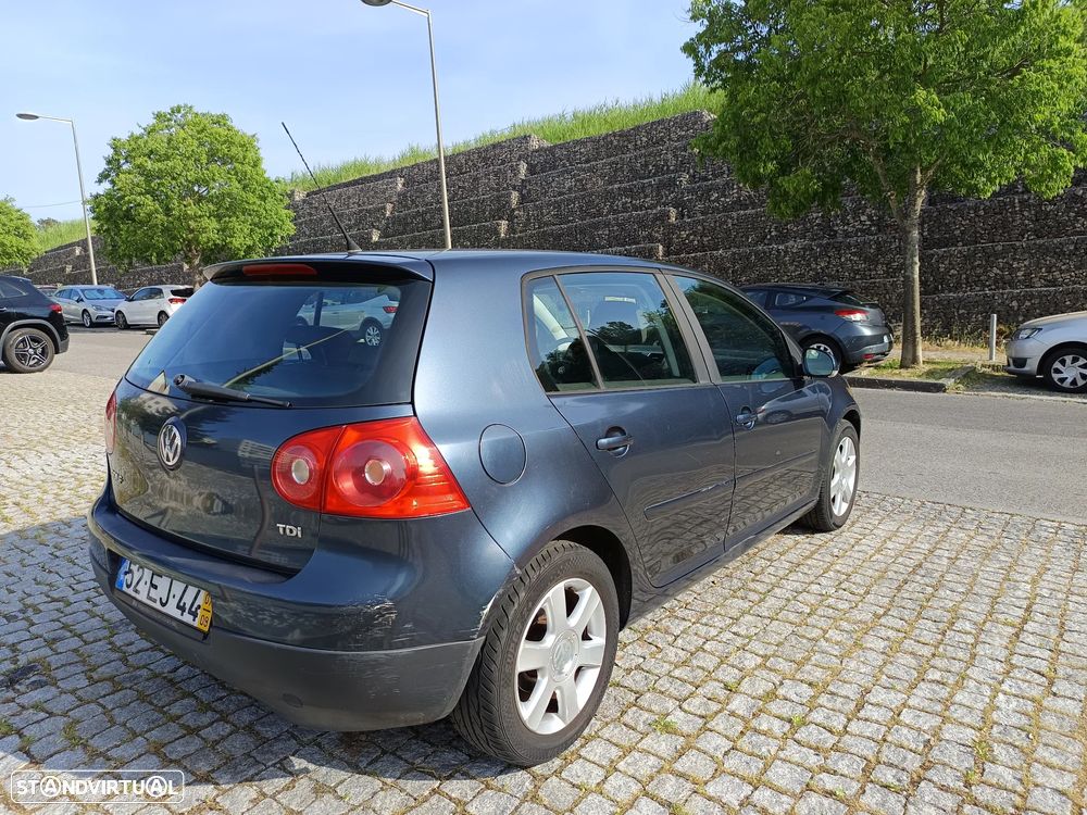 VW Golf 1.9 TDi Confortline DSG 7V - 19