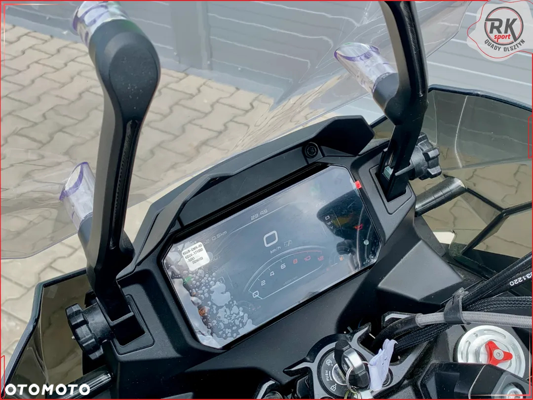 CFMoto MT - 9