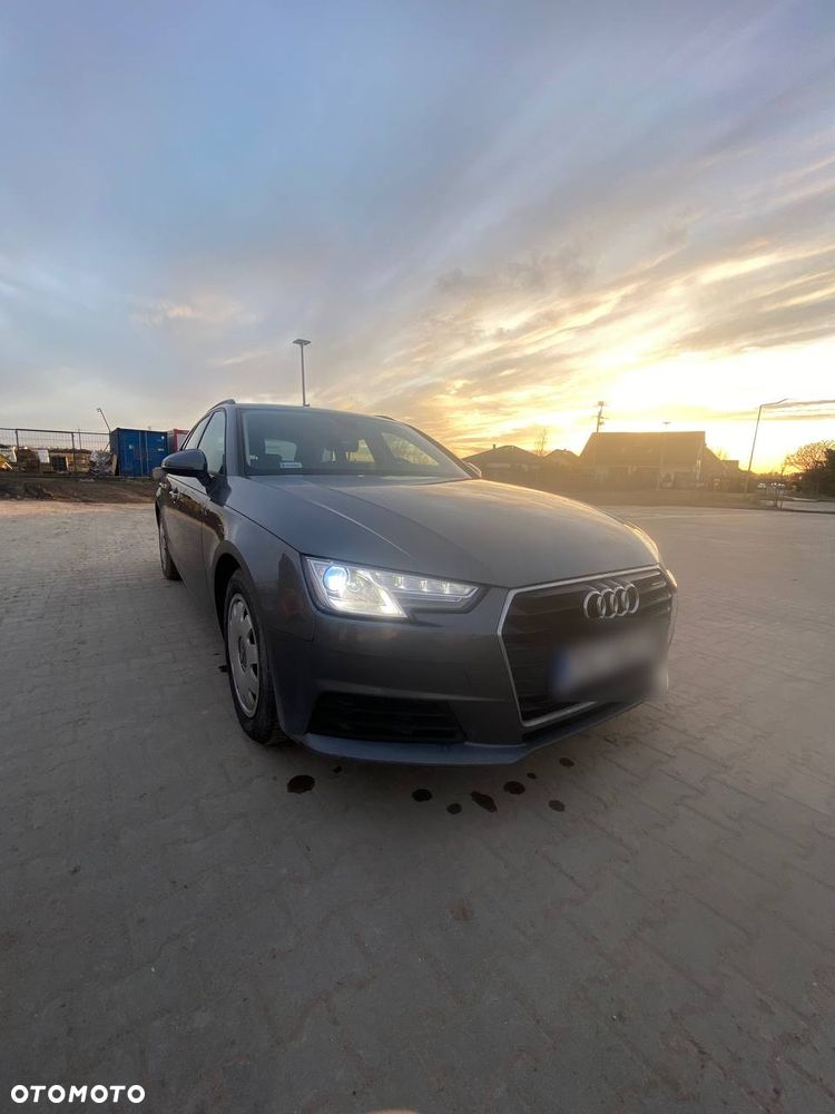 Audi A4 Avant 2.0 TDI S tronic - 2