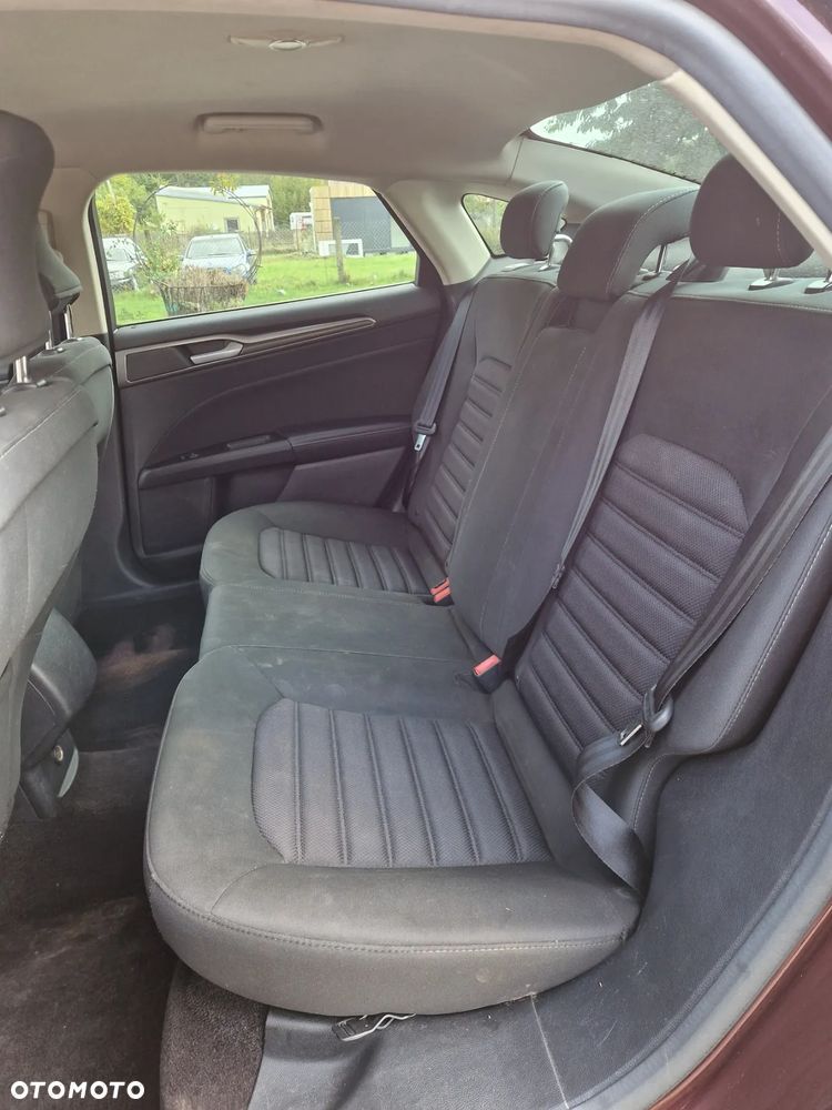 Ford Fusion - 21