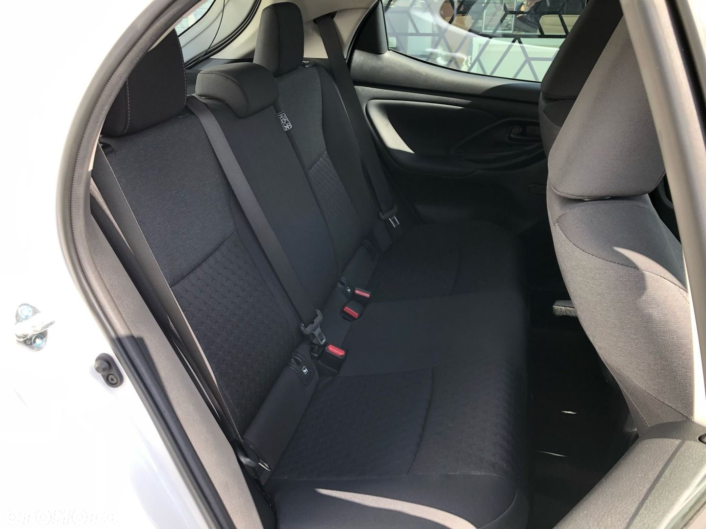 Toyota Yaris - 24