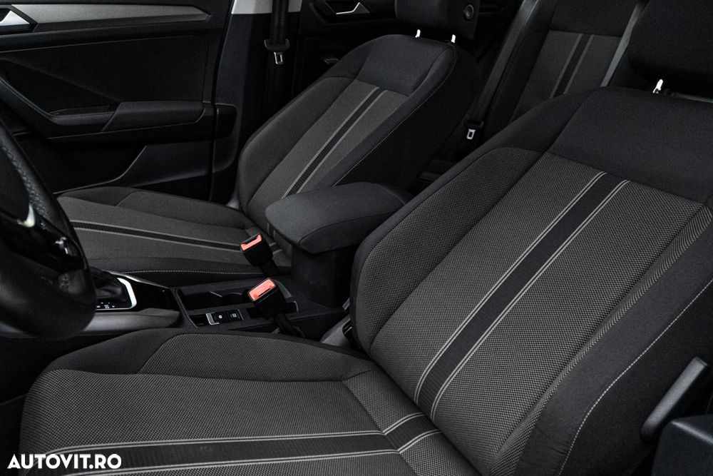 Volkswagen T-ROC 1.5 TSI DSG Style - 17