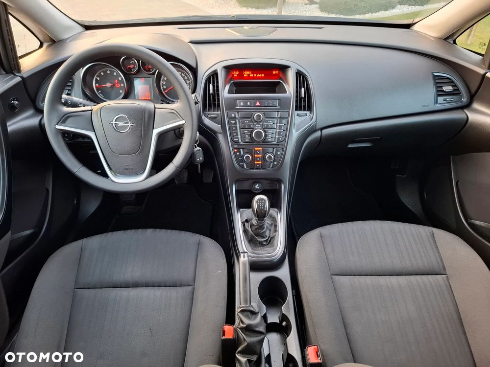 Opel Astra 1.4 Sport - 32