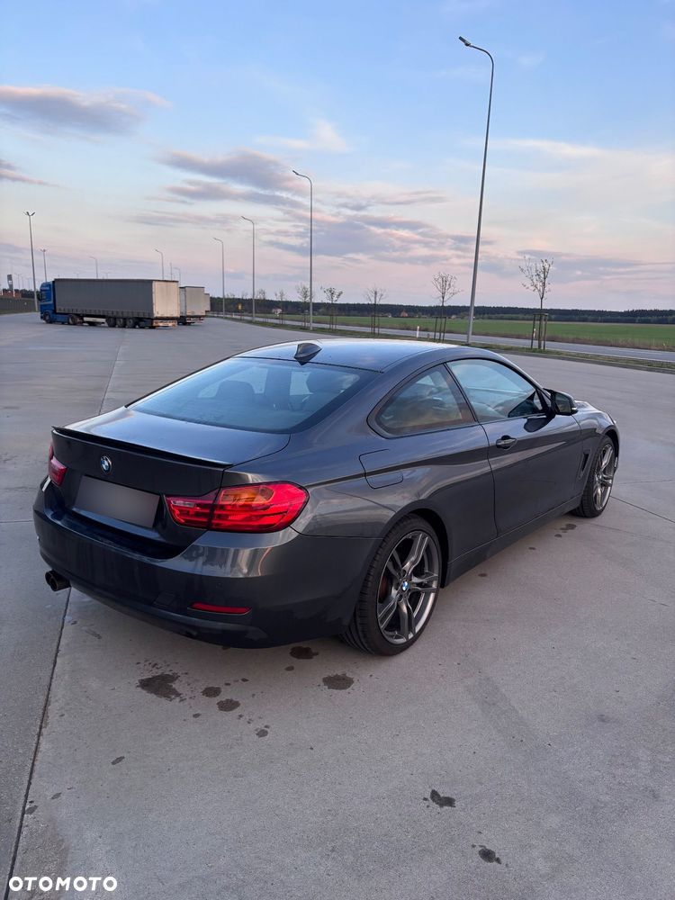 BMW Seria 4 420i Coupe - 6