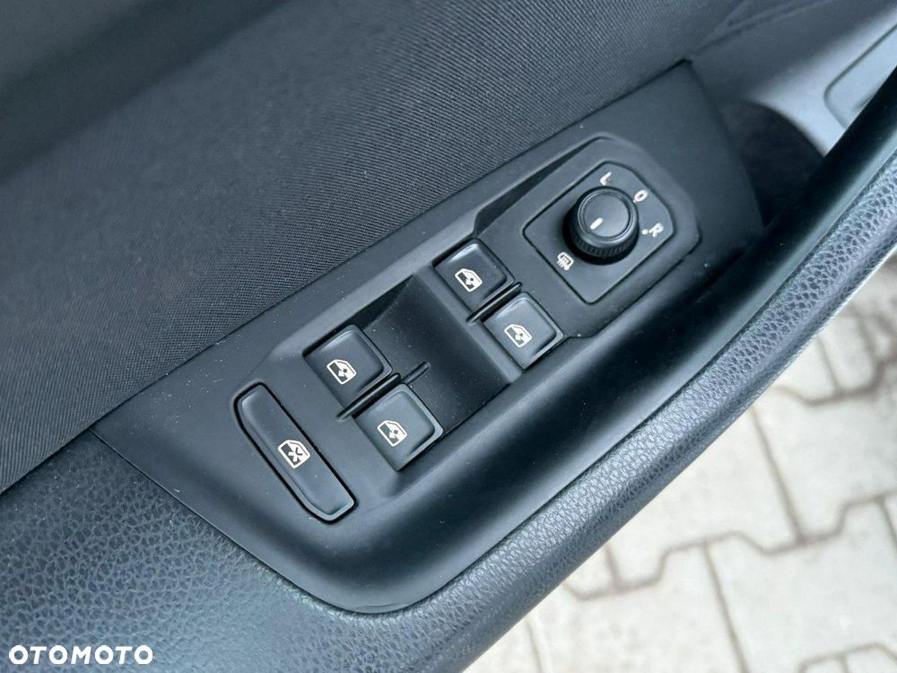 Volkswagen Passat 2.0 TDI EVO Business DSG - 11