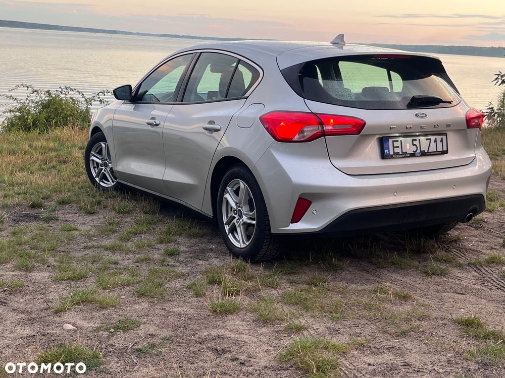 Ford Focus 1.5 TDCi SYNC Edition - 13