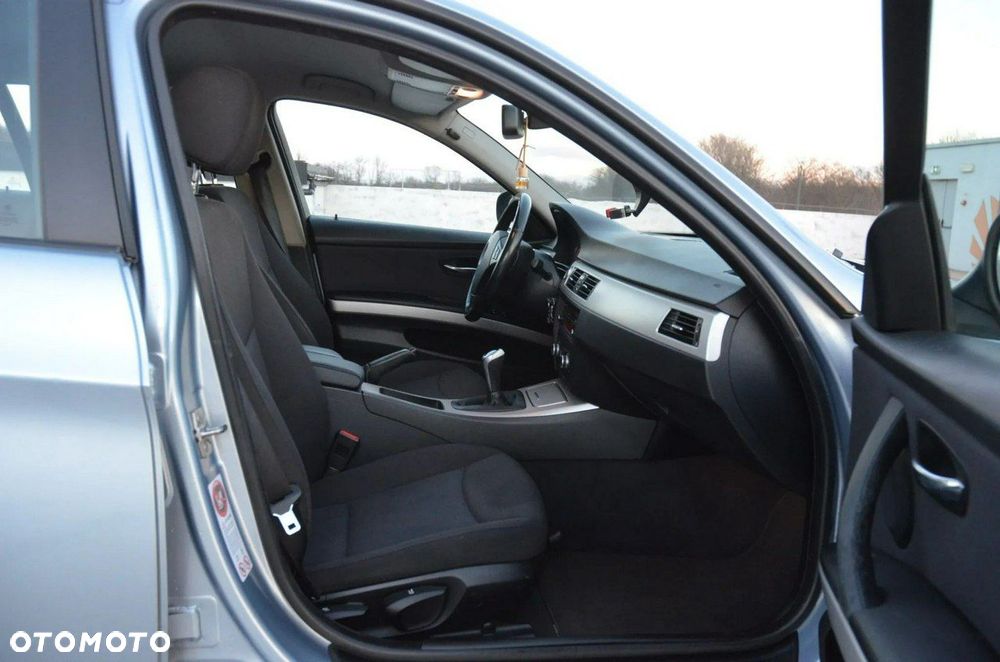 BMW Seria 3 - 20