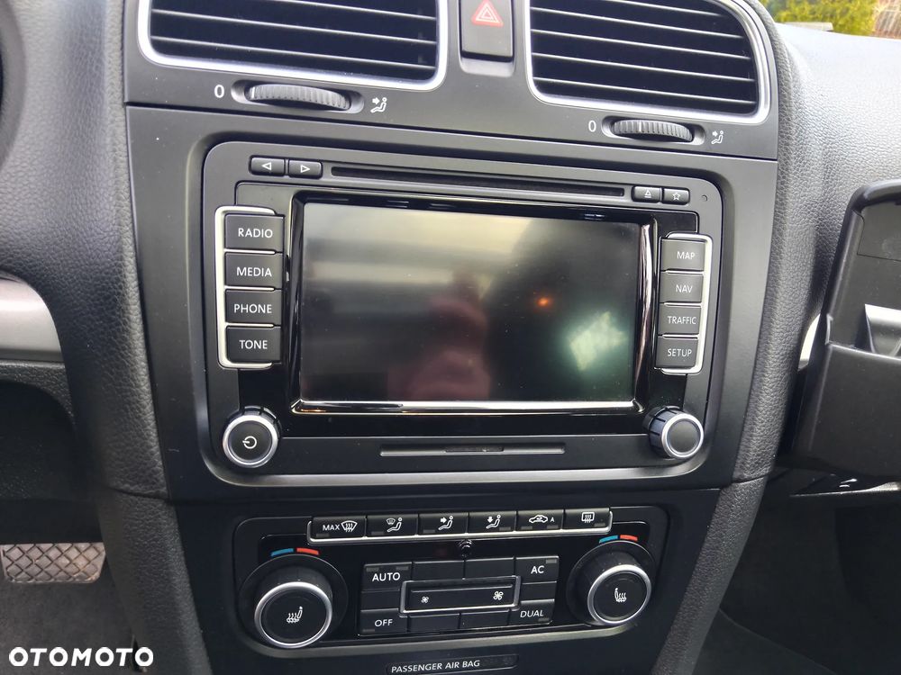 Volkswagen Golf 2.0 TDI DPF DSG Highline - 10