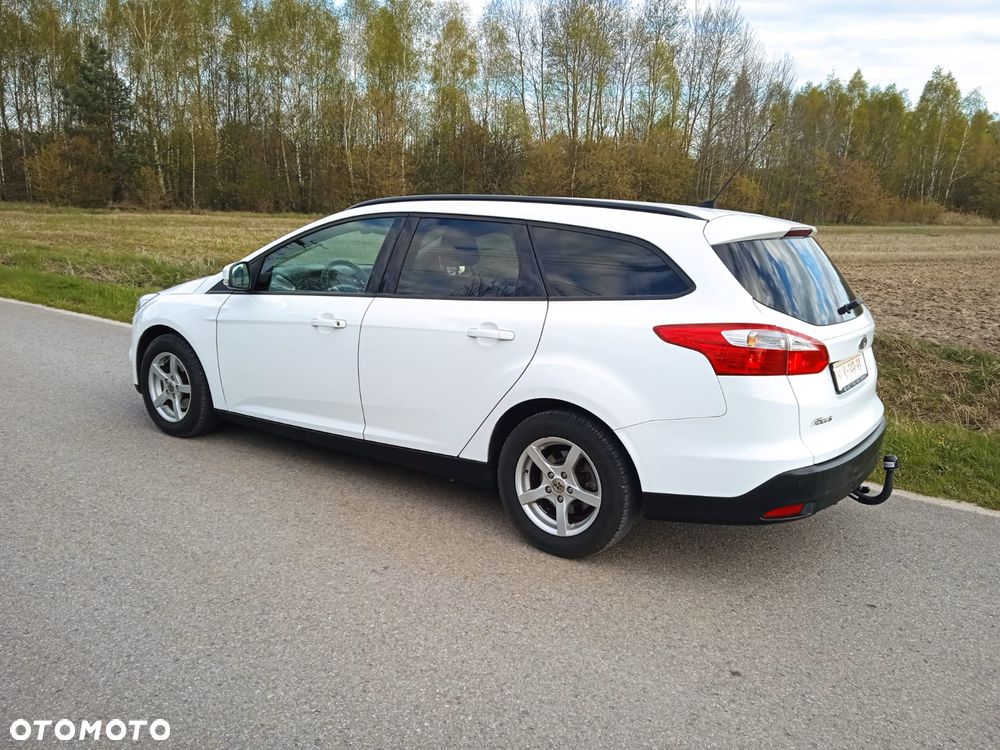 Ford Focus SW 1.6 TDCi Titanium - 8