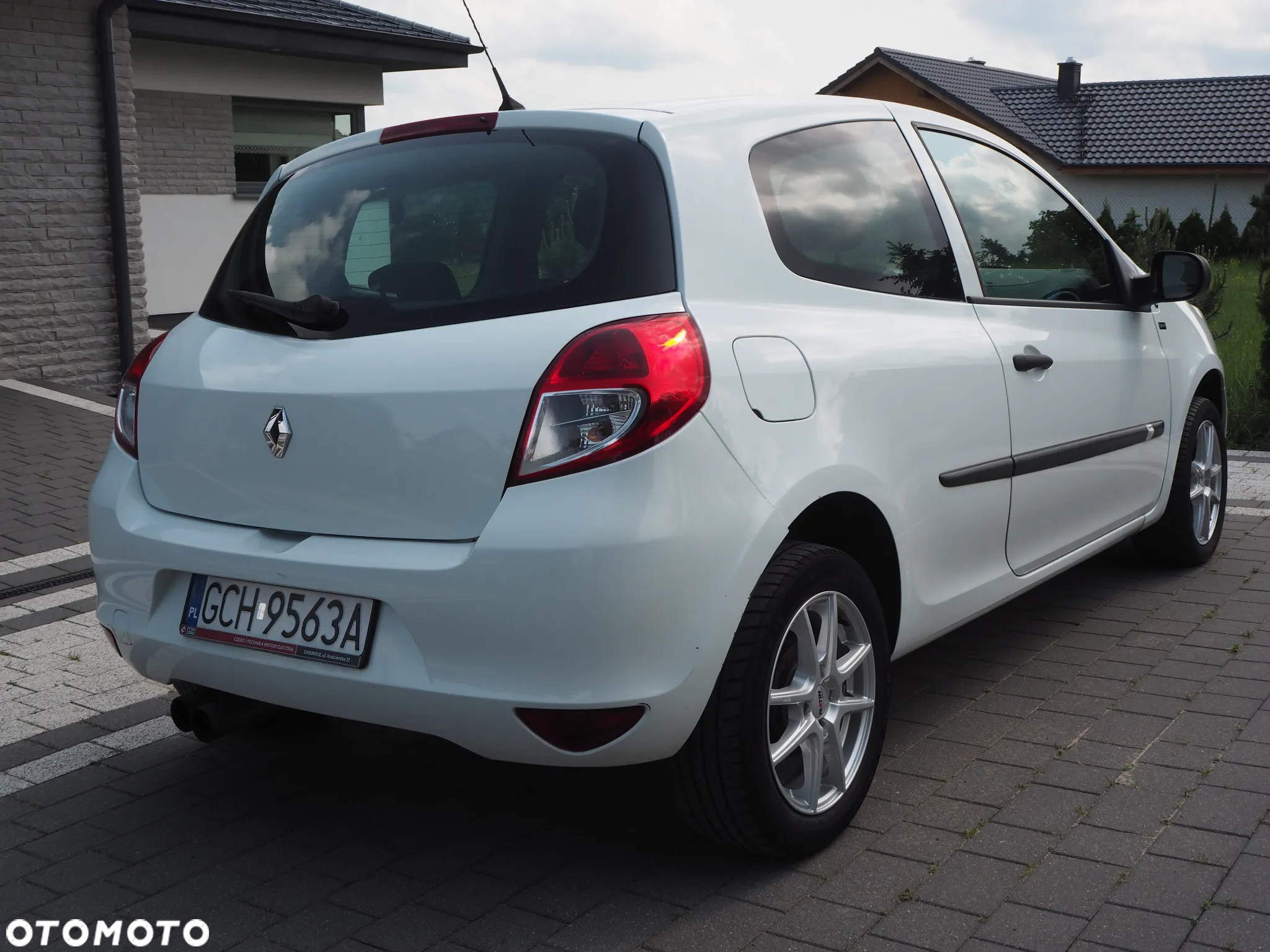 Renault Clio 1.2 16V 75 Expression - 6