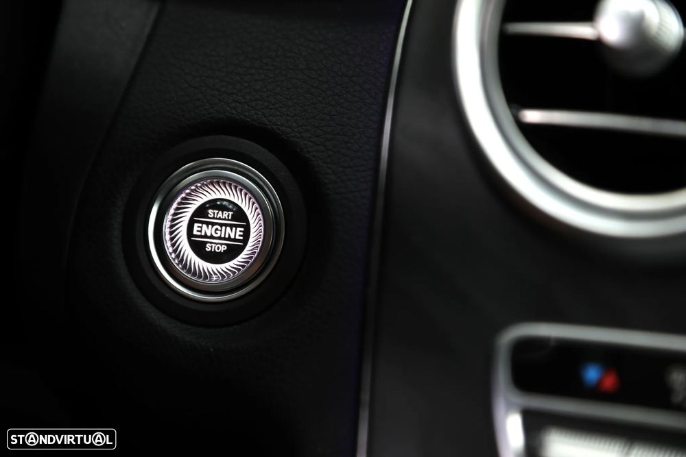 Mercedes-Benz C 300 e Avantgarde - 23
