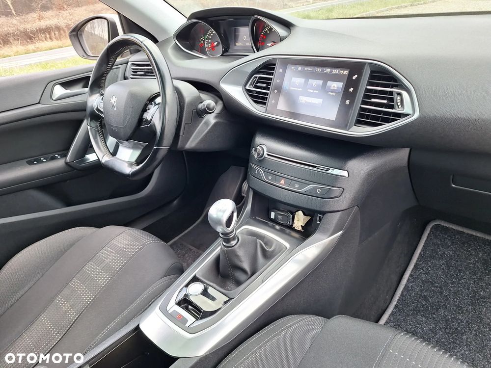 Peugeot 308 BlueHDi 150 Stop & Start Allure - 22