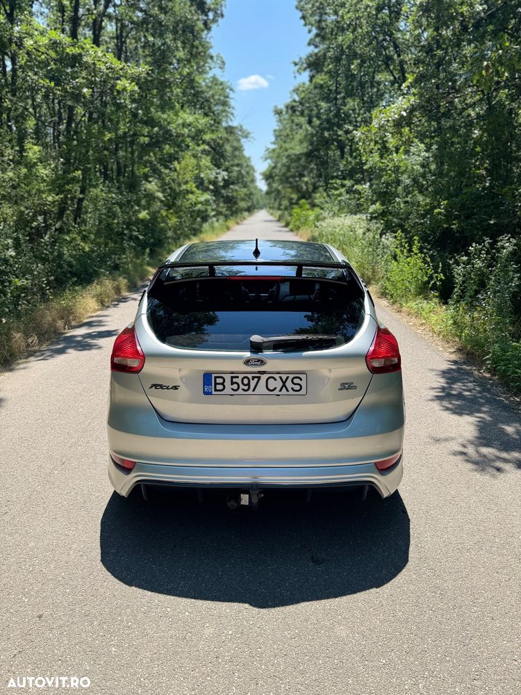 Ford Focus 1.5 TDCi ST-Line - 15