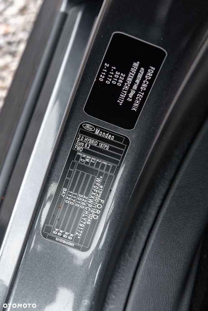 Ford Mondeo - 27