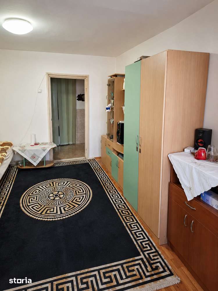 Garsonieră confort 1 de vânzare, etaj 2 , mobilată — fotografia 1