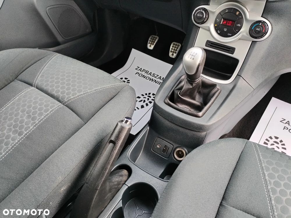 Ford Fiesta - 18