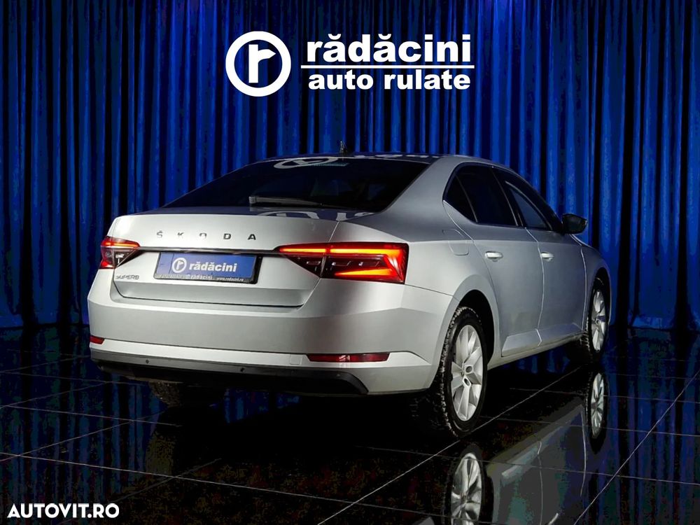 Skoda Superb 1.5 TSI DSG Ambition - 8