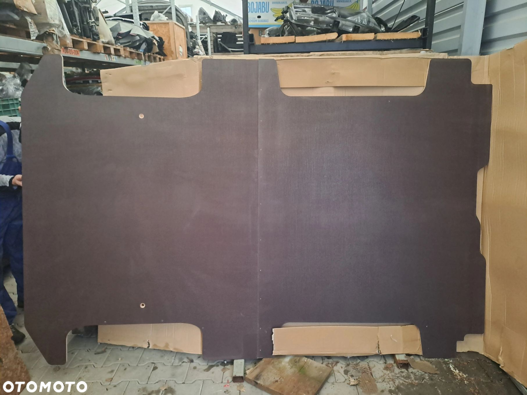 NISSAN NV300 PODŁOGA L2 NOWA 8201526115 ORYGINAL antypoślizgowa - 2