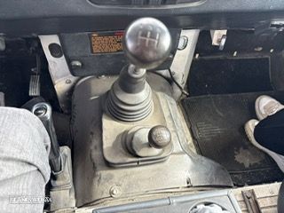 Land Rover Defender - 21