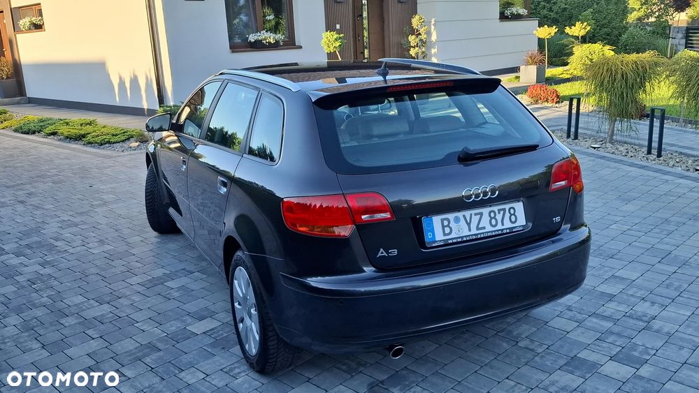 Audi A3 Sportback 1.6 Ambition - 2