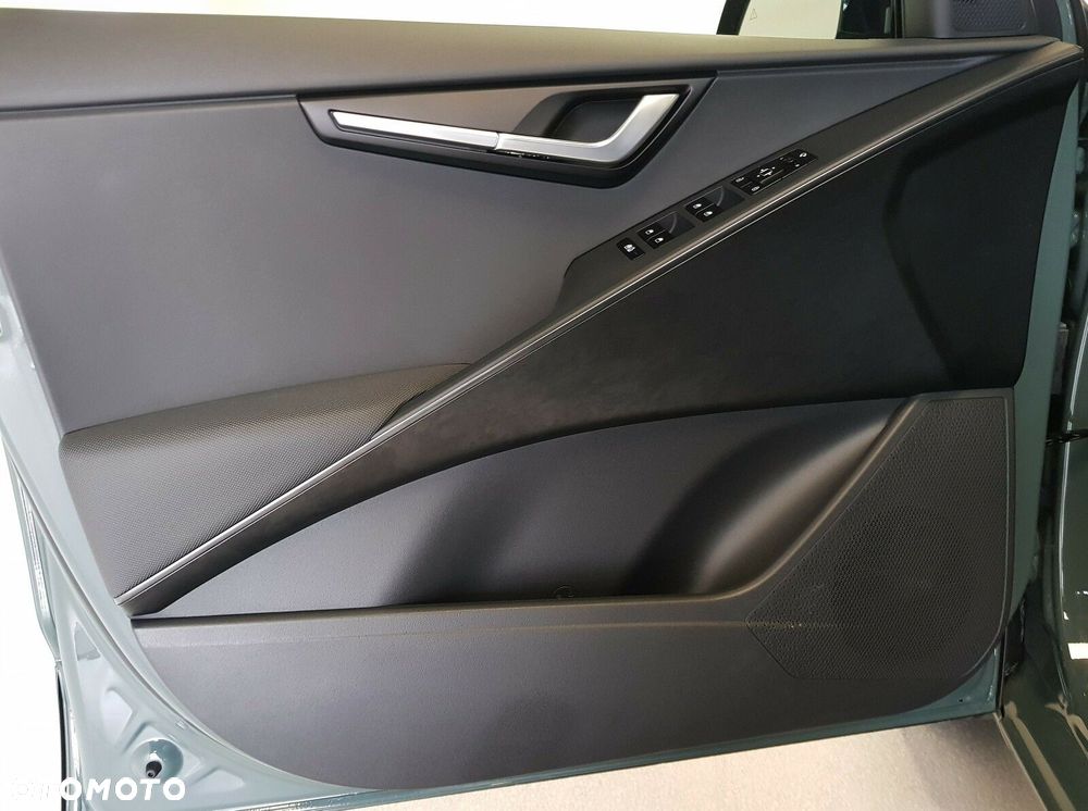 Kia Niro 1.6 GDI Hybrid L - 10